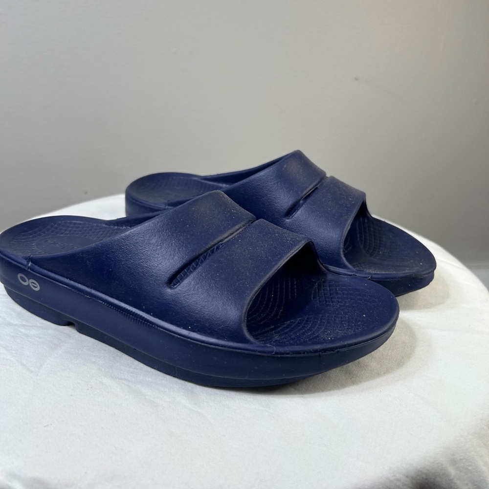 OOFOS Navy Slide Sandals